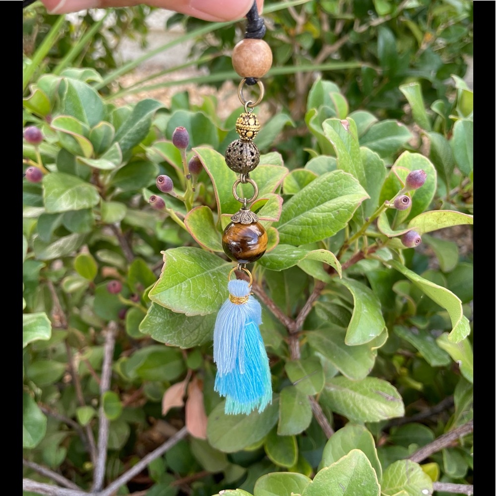 Tiger’s eye Necklaces - Picture 5 of 11
